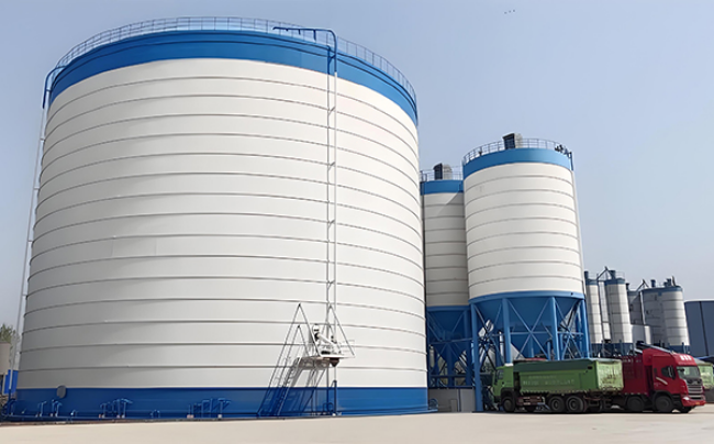 西安大型粉煤灰儲存?zhèn)}施工現(xiàn)場